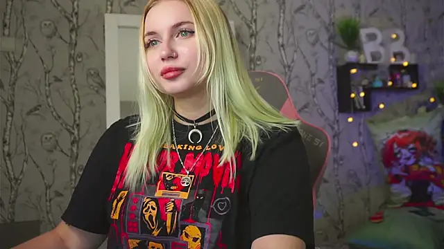 Moon Valkyrie online show from 3, 2, 2026