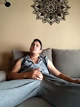 LuqenZo online show from 14, 4, 2026