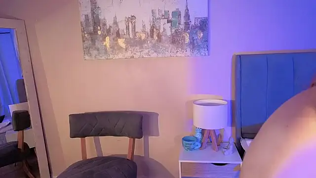 MiaFranklyn online show from 15, 9, 2025