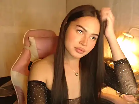 Ashely Lewis online show from 19, 12, 2025