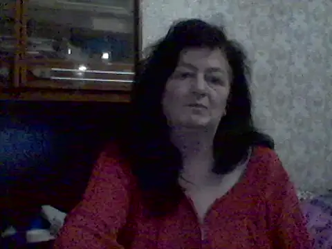 Snapshot of GypsiQueen2 chatting on 10, 2, 2025 GypsiQueen2 online show from 10, 2, 2025