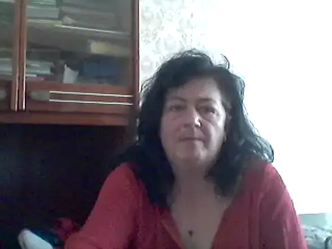 Snapshot of GypsiQueen2 chatting on 23, 2, 2025 GypsiQueen2 online show from 23, 2, 2025