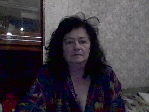 Snapshot of GypsiQueen2 chatting on 25, 2, 2025 GypsiQueen2 online show from 25, 2, 2025