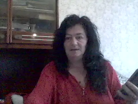 Snapshot of GypsiQueen2 chatting on 7, 3, 2025 GypsiQueen2 online show from 7, 3, 2025