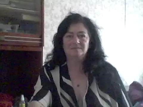 Snapshot of GypsiQueen2 chatting on 18, 3, 2025 GypsiQueen2 online show from 18, 3, 2025