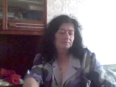 Snapshot of GypsiQueen2 chatting on 20, 3, 2025 GypsiQueen2 online show from 20, 3, 2025