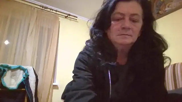 GypsiQueen2 online show from 13, 12, 2025