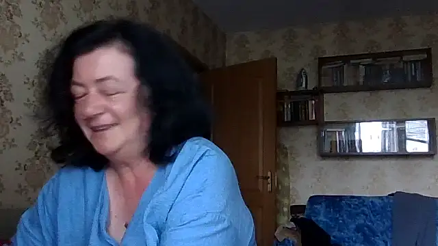 GypsiQueen2 online show from 19, 7, 2026