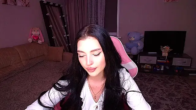 Snapshot of __Malika__ chatting on 30, 9, 2025 Malika online show from 30, 9, 2025