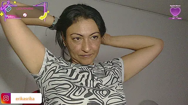 Snapshot of ErikaRika chatting on 17, 9, 2025 ErikaRika online show from 17, 9, 2025