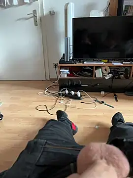 David19932908 online show from 13, 1, 2025