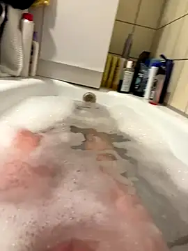 David19932908 online show from 25, 11, 2025