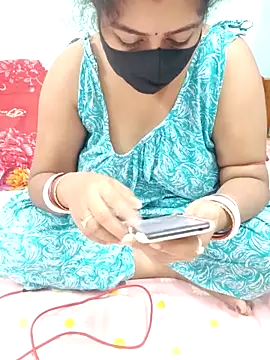Snapshot of Bengali-boudi chatting on 28, 5, 2026 Bengali-boudi online show from 28, 5, 2026