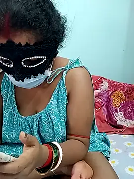Snapshot of Bengali-boudi chatting on 3, 8, 2026 Bengali-boudi online show from 3, 8, 2026