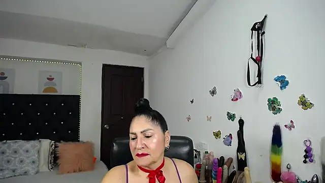 Snapshot of mature_bigboobs10 chatting on 27, 6, 2026 mature bigboobs10 online show from 27, 6, 2026