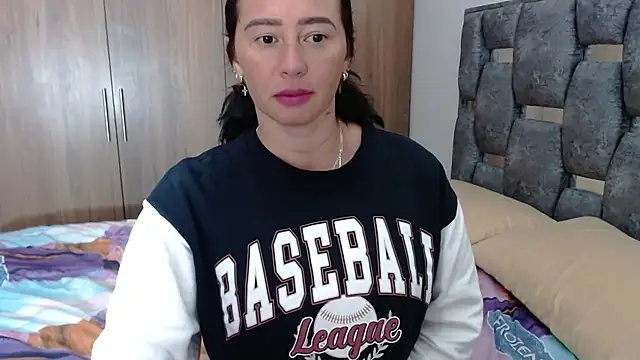 sara hott 1 online show from 23, 1, 2025