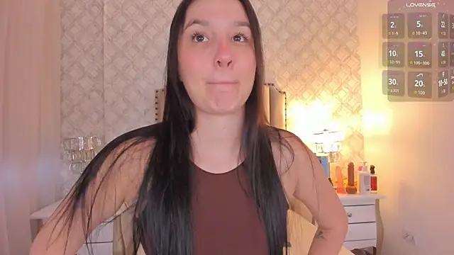 Pia Johnson  online show from 21, 4, 2026