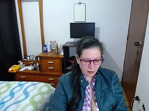 Snapshot of latin49 chatting on 16, 9, 2025 latin49 online show from 16, 9, 2025