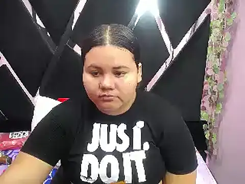 ValenTitis online show from 1, 2, 2025