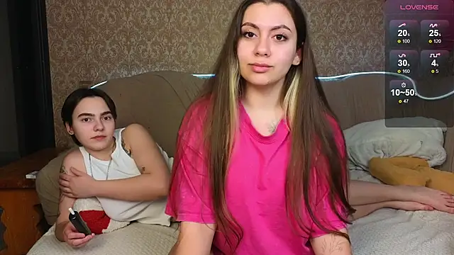 twobabesweet online show from 1, 3, 2025