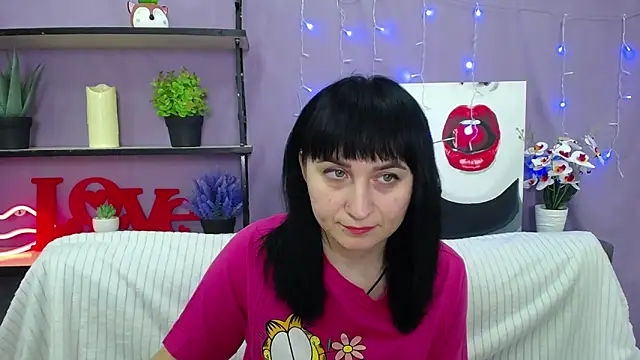 NinaFlawlees online show from 15, 3, 2025