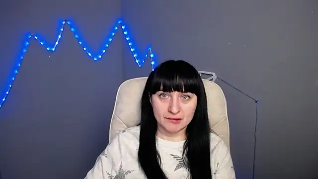 NinaFlawlees online show from 22, 4, 2026