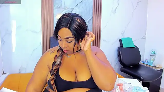 HannyMansonh online show from 11, 2, 2026