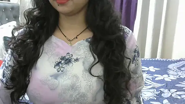 Snapshot of cutebengaligirl chatting on 2, 2, 2025 cutebengaligirl online show from 2, 2, 2025
