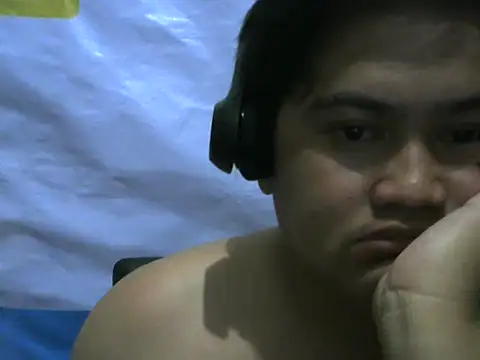 Snapshot of Yummy_Tommy21 chatting on 29, 9, 2025 Yummy Tommy21 online show from 29, 9, 2025