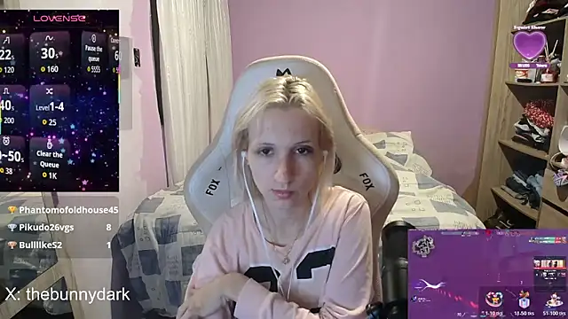 bunnydark00 online show from 28, 4, 2026