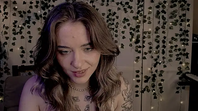 Snapshot of risha_laas chatting on 15, 2, 2025 risha laas online show from 15, 2, 2025