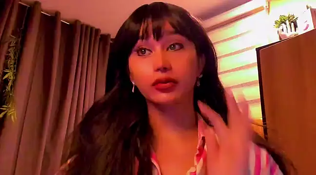 YOURCRISTINAS online show from 5, 2, 2025