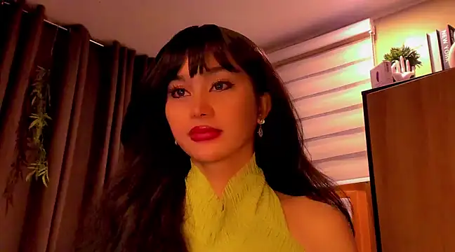 YOURCRISTINAS online show from 7, 3, 2025