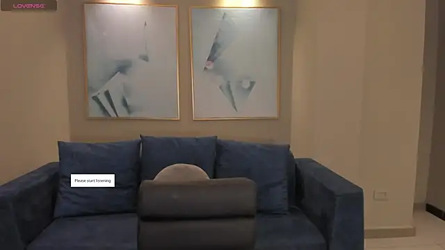 Snapshot of EveBensonX chatting on 27, 4, 2026 EveBensonX online show from 27, 4, 2026