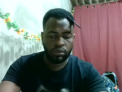 Snapshot of 2ocmaxi chatting on 5, 10, 2025 2ocmaxi online show from 5, 10, 2025
