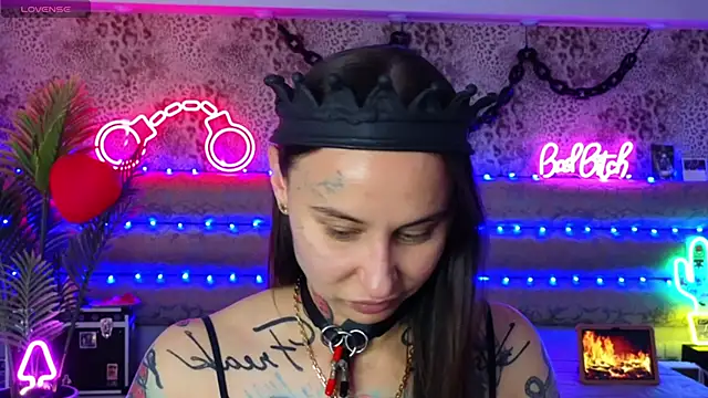 Cool Freak  online show from 11, 4, 2026