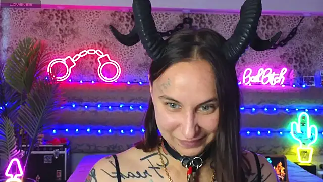 Cool Freak  online show from 12, 7, 2026