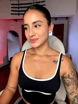 Ale Lewis online show from 7, 10, 2025