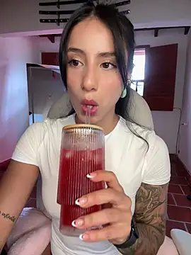 Ale Lewis online show from 8, 4, 2026