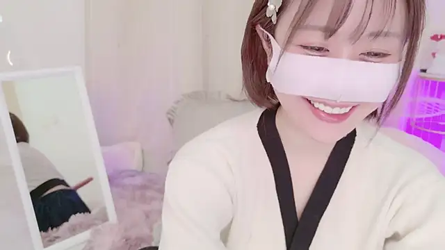 Snapshot of Yuu__k chatting on 24, 1, 2025 Yuu k online show from 24, 1, 2025