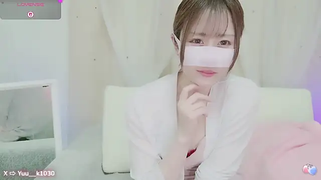 Snapshot of Yuu__k chatting on 3, 3, 2025 Yuu k online show from 3, 3, 2025