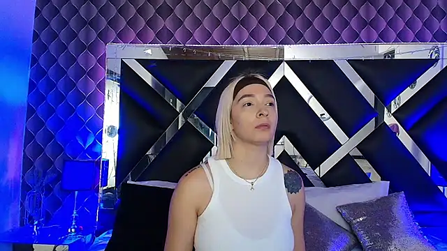 victoriaa lee  online show from 26, 3, 2026