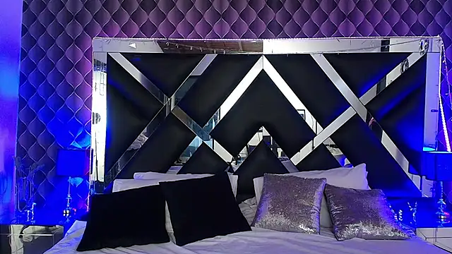 Snapshot of victoriaa_lee_ chatting on 2, 6, 2026 victoriaa lee online show from 2, 6, 2026