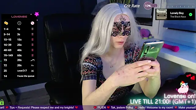Snapshot of strawberry_muffin chatting on 12, 1, 2025 strawberry muffin online show from 12, 1, 2025