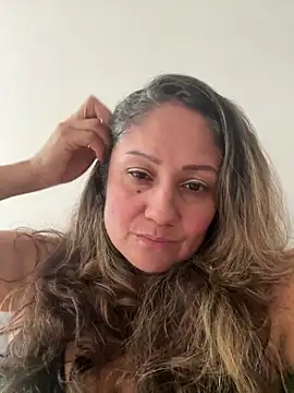 gabiTetas online show from 10, 3, 2026