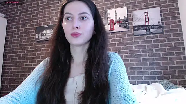  Hot Lady  online show from 7, 1, 2025