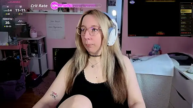 Snapshot of JustKerry chatting on 13, 5, 2026 JustKerry online show from 13, 5, 2026