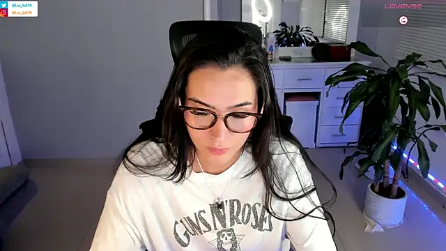 ImLui lu online show from 19, 1, 2025