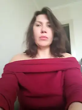 Snapshot of ROXOLANAA_SEXY chatting on 4, 5, 2026 ROXOLANAA SEXY online show from 4, 5, 2026