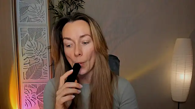 RebeccaMartinez online show from 26, 2, 2026